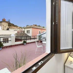 Tuguest Atico Imprenta Apartment